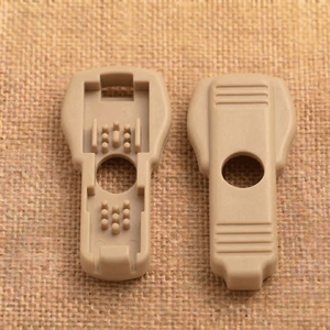 Clip de Bloqueo Ajustable, Resistente al Agua y Ecológico, de Nailon y Plástico, para Cordones de Mochilas, Venta al Por Mayor - Product Image 4