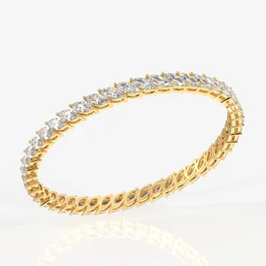 Brazalete de Oro de 18K con Diamante Cultivado en Laboratorio con Corte Marquesa, Pulseras y Brazaletes de Diamantes de Lujo - Product Image 3