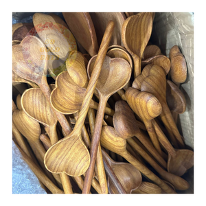 Venta al por mayor de cucharas de madera en forma de corazón de alta calidad, perfecto para pedidos a granel y al por menor - Product Image 4