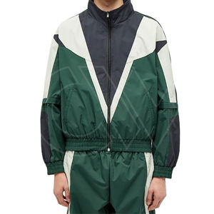 2024 personalizado Casual rompevientos en blanco chándal Jogging conjunto Cargo deporte diseñar su propio poliéster hombres chándal conjunto - Product Image 3