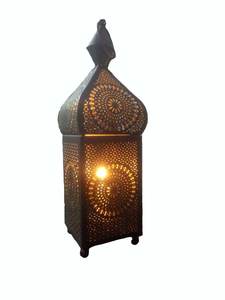 Lanterne marocaine décorative Bougeoir de créateur de qualité supérieure fait à la main Nouvelle lanterne de bougie en métal de luxe de vente chaude - Product Image 3