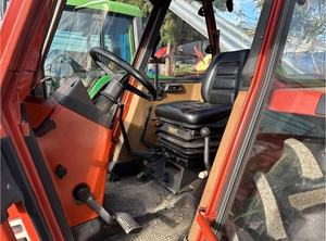 Tractor de 80 CV en Oferta, Maquinaria Modelo 80-80 en Existencia - Product Image 5