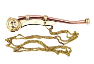 Silbato de Supervivencia Profesional de 5 Pulgadas, Diseño Náutico de Latón, Coleccionable Marítimo, Color/Logotipo Personalizado - Product Image 2