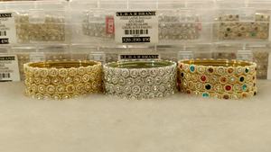 Bracelets Rajwadi attrayants pour femmes Designer en métal avec perle en forme de boule principale adaptée aux festivals et aux fonctions de mariée - Product Image 2