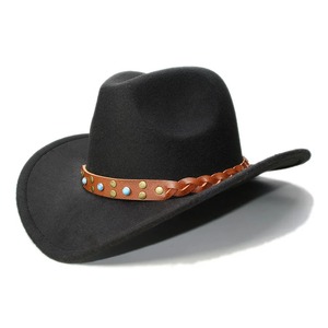 LUCKYLIANJI, sombrero de vaquero occidental de fieltro de lana para niños de talla única de 54cm con ala ancha ajustable y banda de cuero trenzado para vaquera - Product Image 1