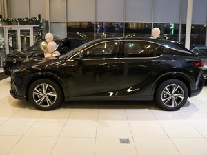 RX 300 2.0 AT 2024-2025, 248 hp, 4WD, Gasolina, Automático, Interior de Cuero Negro, SUV, Volante a la Izquierda/Derecha - Product Image 4
