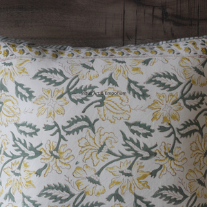 Estampado de bloque de mano floral en funda de almohada de lino polivinílico funda de almohada de cojín de primavera - Product Image 2