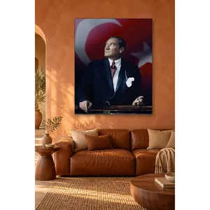 Impression sur toile Fida Burgundy Flag Background Atatrk avec perles de prière - Product Image 1