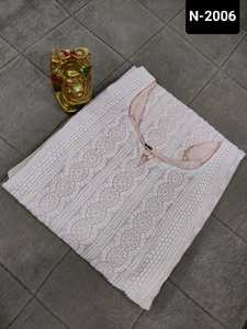 Vêtements ethniques indiens Collection exclusive de haut en georgette de qualité supérieure avec beau Chikankari Work Casual and Daily Wear Kurtis - Product Image 3