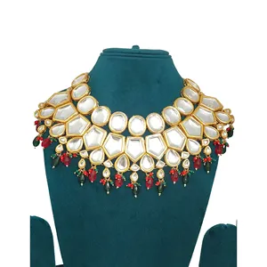 Parure de collier de mariée en Kundan rouge et vert non taillé, plaqué or, motif XOXO, bijoux fins pour mariage - Product Image 3