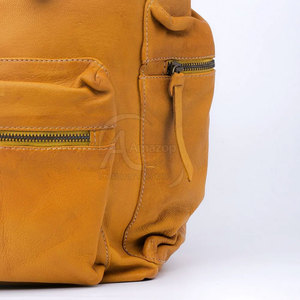 Hot Sale Made In Pakistan Leather <b>Backpack</b> Custom Logo <b>Lightweight</b> Leather <b>Backpack</b> - Product Image 3