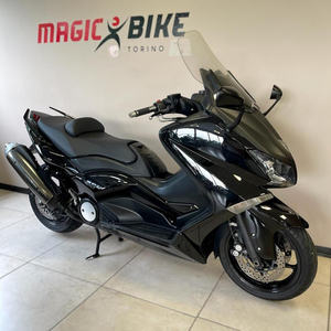 Motocyclettes de tourisme Yamaha T-Max 530 Premium - Product Image 1