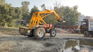 Vishwakarma Agro Chargeur de canne à sucre Accessoire de tracteur avec moteur 50HP Puissance 1800kg Poids 540 tr/min Tension - Product Image 5