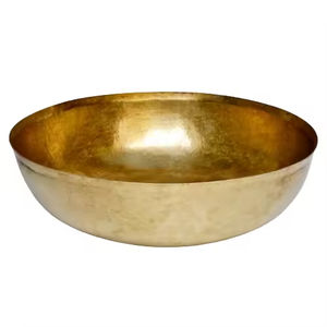 Nouveau Style bol en métal de haute qualité couleur or fabriqué à la main forme ronde Design Vintage bol de service alimentaire ustensiles de cuisine et vaisselle - Product Image 1