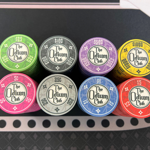 ชิปโป๊กเกอร์เซรามิก10g 40mm พร้อมดีไซน์ที่เป็นเอกลักษณ์สามารถปรับแต่งได้สำหรับใช้ในคาสิโนถาดวัสดุดินเหนียว - Product Image 3