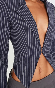 Ropa de diseñador de la mejor calidad para mujer, escote en V, manga larga, azul marino, rayas, camisa con gancho y ojo al mejor precio - Product Image 4