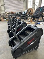 Escaladeur de Gym Motorisé à Vitesse Réglable avec Compteur de Calories et Fréquence Cardiaque, Stock Prêt à l'Emploi, OEM/ODM, Direct Usine BN