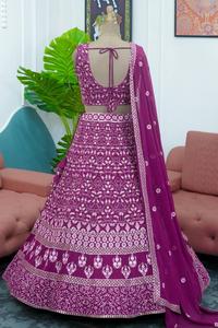 ชุดปาร์ตี้แต่งงานดีไซน์ใหม่ล่าสุดผ้าทอจอร์เจียเทียมปักลวดลายด้วยลำดับ lehenga และ choli กับ dupatta - Product Image 3