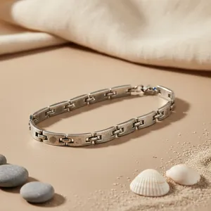 Bracelet en argent fait main pour homme, tendance, forme de clé, bijoux en argent sterling pour mariages, fêtes, pierre principale en moissanite ambre - Product Image 1