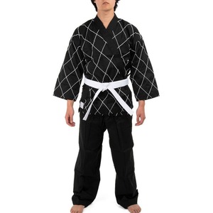 Uniforme de Karate para artes marciales, ropa para artes marciales a precio barato al por mayor, colores personalizados y logotipo transpirable, 100% poliéster, Unisex para adultos - Product Image 1