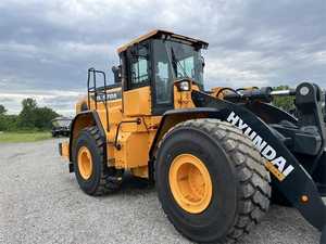 HYUNDAI HL970A Cargadoras frontales 240kw Cargadora de ruedas con cubo 4,2 CBM para Venta barata - Product Image 5