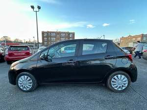 Toyota Yaris LE 2015, 2 Puertas, Hatchback, Listo para Enviar - Product Image 5