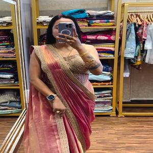 Sari de Mujer Listo para Usar, el Más Hermoso y Atractivo, con Bordado de Lentejuelas de Satén Pesado, en Existencia, Fabricante de Surat - Product Image 1