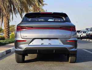 Vehículo Eléctrico de Lujo 2023 E 2 con Autonomía de 501-600 km, 300 kW, Tracción en las Cuatro Ruedas, para Importación en Japón - Product Image 4