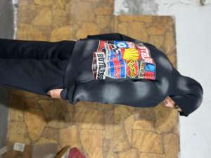 Conjuntos de ropa deportiva para hombre 2025, chándales informales de invierno de cintura alta OEM, sudaderas con capucha gruesas, sudadera con botones, pantalones, marca personalizada oscura - Product Image 5