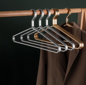 Crochets en aluminium argenté pour vêtements, qualité supérieure pour la maison, la chambre à coucher, le magasin et le centre commercial. - Product Image 1