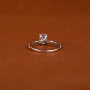 Anillo de Compromiso de Diamante Cultivado en Laboratorio, Anillo de Regalo Fino para Mujer, Chapado en Oro Sólido de 18Kt, Certificado IGI, Lujoso, Estilo de Moda - Product Image 4