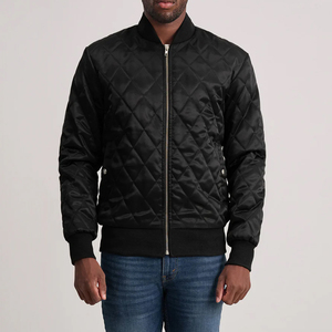 Veste universitaire matelassée noire pour homme avec fermeture à glissière et poches extérieures - Product Image 2