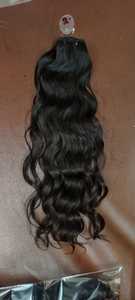 Extensions de cheveux humains ondulés de couleur naturelle de 20 pouces - Product Image 4