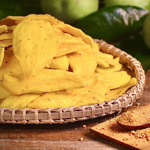 หลังจากการอบแห้งมะม่วงแห้งจะถูกผสมกับเกลือและพริกที่บริสุทธิ์ - Product Image 1