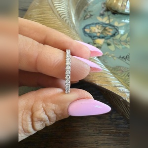 Anillo de Diamantes Único en Forma de Cometa, Oro de 10K, 14K, 18K, Alternativa de Platino y Plata, Regalo de Compromiso, Boda o Aniversario - Product Image 2