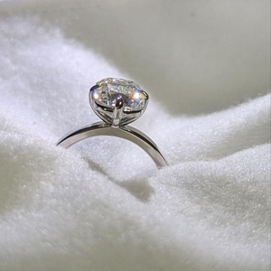 Bague de fiançailles solitaire en or 14 carats, design antique, sertie de diamant de laboratoire de 1 carat, taille Ashoka, couleur DEF, certifié IGI - Product Image 2