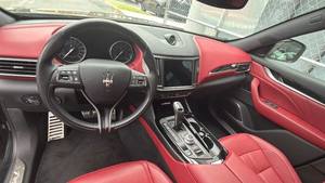 MEJOR OFERTA 2021 Ma-se-ra-ti Le-va-nte S GranSport SUV 4D TRANSMISIÓN AUTOMÁTICA - Product Image 4