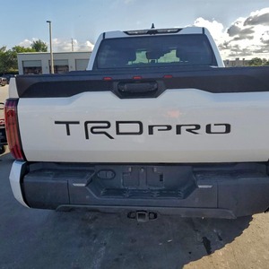 Toyota Tundra Limited CrewMax 2023 abordable avec benne de 5,5 pieds - Product Image 2