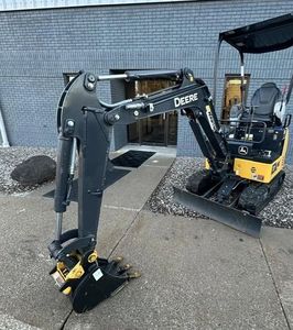 สำหรับจอห์น รถขุดขนาดเล็ก 17P รุ่นมินิครอว์เลอร์ สำหรับเกียร์เครื่องยนต์ ประสิทธิภาพการทำงานสูง ความจุบุ้งกี๋ 2.1 เมตร รับประกัน 3 ปี - Product Image 6