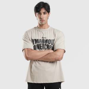 Camiseta Deportiva Beige Power Crew, Etiqueta Personalizada, Estilo Jersey de Alto Rendimiento para Ejercicio, con Gráficos Serigrafiados - Product Image 3