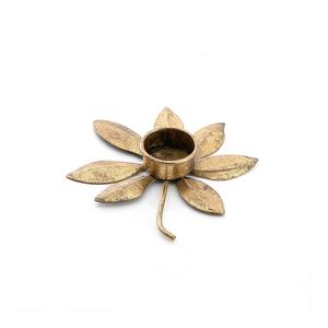 Porte-bougie de qualité supérieure en métal couleur or, porte-bougie de dernière génération, forme personnalisée, porte-bougie en vrac - Product Image 1