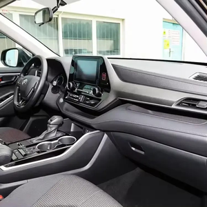 Voiture d'occasion de haute qualité 2025 >8L 5 places, conduite à gauche, sièges en cuir, automatique, toit ouvrant panoramique, caméra de recul - Product Image 3