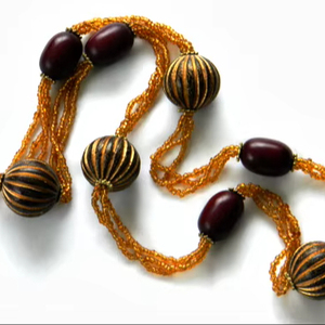 Hermoso diseño de resina grande cadena gruesa collar de joyería Venta caliente calidad duradera a un costo razonable - Product Image 1