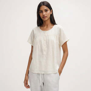 Camisa Holgada de Seda Tejida a Mano para Verano con Patrón Floral Bordado a Mano, Manga Corta y Cuello con Solapa - Product Image 1