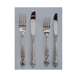 Precio superior asequible Cubiertos chapados en plata Juego de cubiertos de diseño clásico Uso para vajilla Hecho a mano a granel - Product Image 3