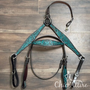 Conjunto de cuello de pecho y cabeza de cuero mecanizado a mano Premium personalizado de alta calidad, tachuela de caballo occidental con artesanía duradera - Product Image 1