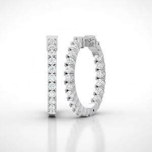 Le summum de l'éclat : Boucles d'oreilles créoles en diamant à l'intérieur et à l'extérieur pour femmes - Product Image 1