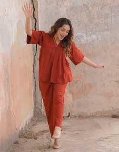 Conjunto de traje de noche de fabricante indio de último diseño de la mejor calidad para viajes, Kurti corto con plaza larga para ropa de mujer y Niña - Product Image 6