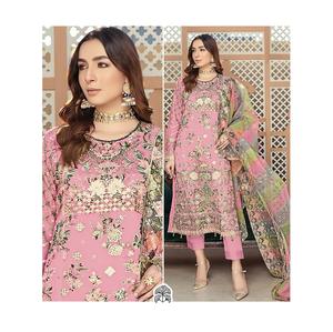 ชุดผ้าโปร่งบางเย็บด้านล่างแบบปากีสถานพร้อมดีไซน์เนอร์ - Product Image 1