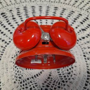 Reloj de mesa metálico de moda que favorece una mejor gestión del tiempo al mantener la hora siempre a la vista - Product Image 4